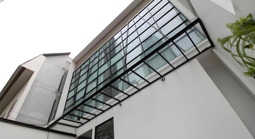 Casa Living Setiabudi Jakarta Bagian luar foto